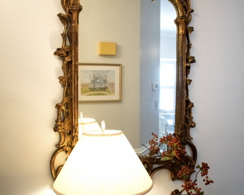 Foyer Table Floral Lamp Ornate Mirror Foyer Table Floral Lamp Ornate Mirror