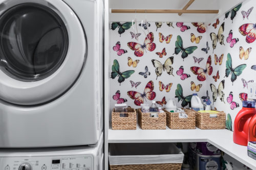 Happy Fun Laundry Butterfly Wallpaper