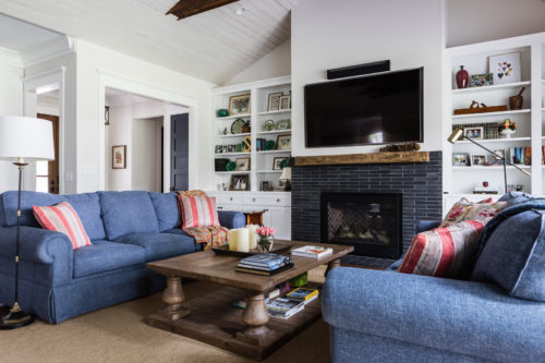 Modern Farmhouse Living Room Navy Facing Sofas