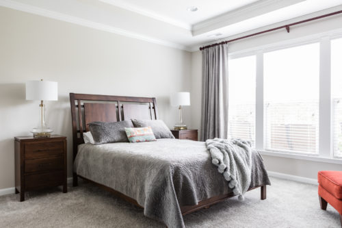 Modern Wood Master Bedroom Furniture Suite